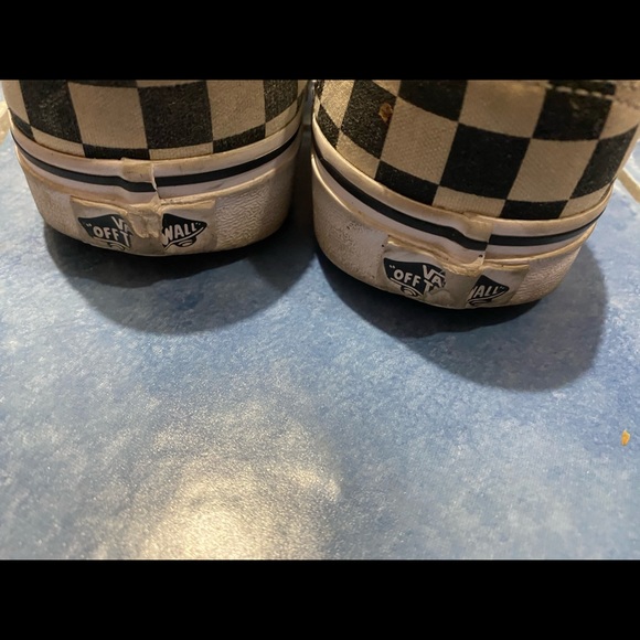 Checkered slip on vans - Picture 2 of 2
